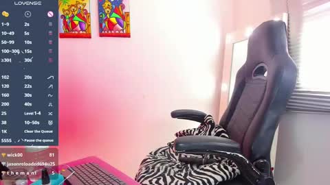 Juli online show from 01.25.25