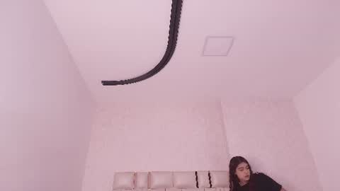 Mia  online show from 07.31.26