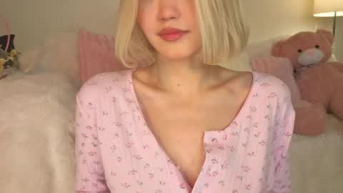 Kim online show from 05.17.26