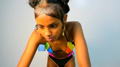 Mimi online show from 03.10.26