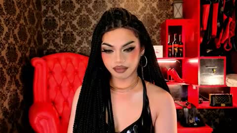 Raven Strauss online show from 12.13.25