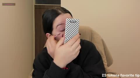 _miss_coco_ online show from 01.19.25