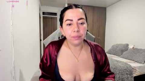 _miss_coco_ online show from 02.25.26