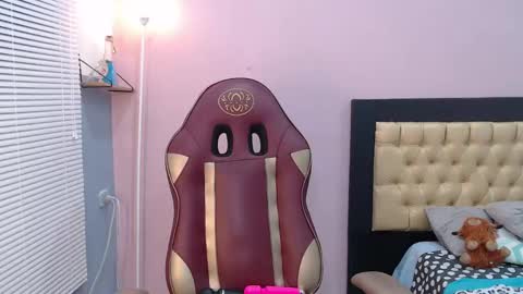 Hinata 3 online show from 02.12.25