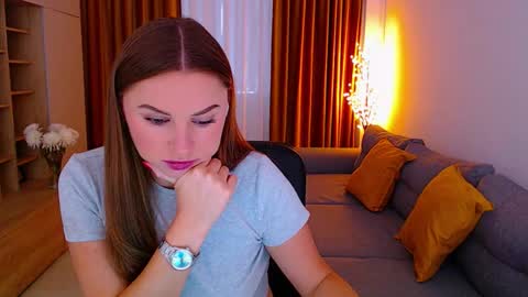 Mia online show from 10.12.25