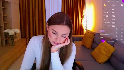 Mia online show from 10.25.25