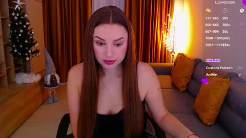 Mia online show from 12.21.25