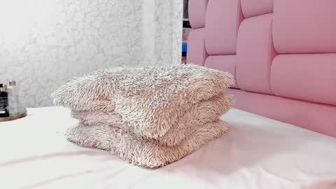 _molly_rosse_ online show from 01.16.25