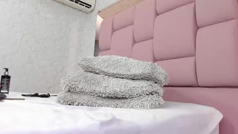 _molly_rosse_ online show from 03.06.25