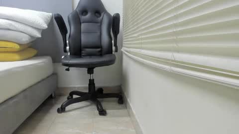 _molly_rosse_ online show from 04.23.26