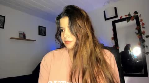 Snapshot of _monserat_ chatting on 12.02.24 liaaa 4u online show from 12.02.24