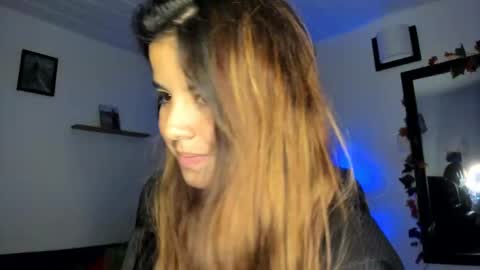 Snapshot of _monserat_ chatting on 12.04.24 liaaa 4u online show from 12.04.24