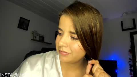 Snapshot of _monserat_ chatting on 12.28.24 liaaa 4u online show from 12.28.24