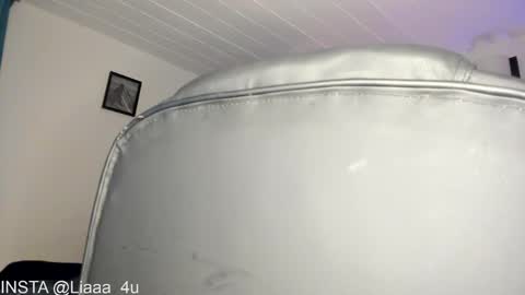 Snapshot of _monserat_ chatting on 02.19.25 liaaa 4u online show from 02.19.25