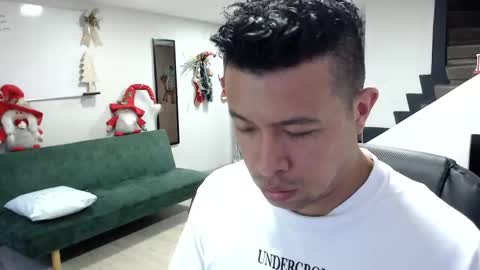 Panda  online show from 11.26.25