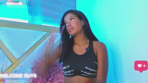 naomi brown online show from 09.21.25