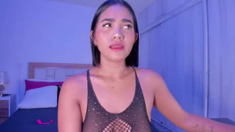  Natasha online show from 02.21.25