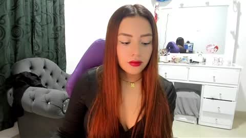 Nathalia online show from 05.12.26