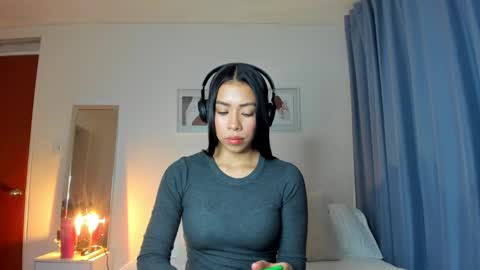 Snapshot of _nathaliesex chatting on 02.27.25 independent model natha online show from 02.27.25