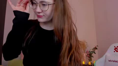 Mia with a big heart  online show from 02.16.25