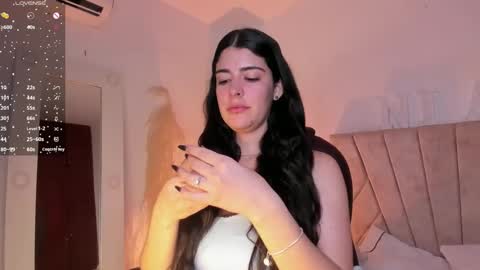 Niah  You can call me Ni or cutie haha online show from 02.12.25