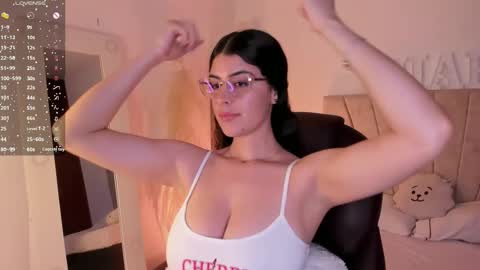 Niah  You can call me Ni or cutie haha online show from 03.07.25