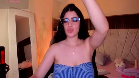 Niah  You can call me Ni or cutie haha online show from 11.13.25