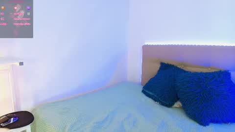 Nicolas online show from 11.26.25