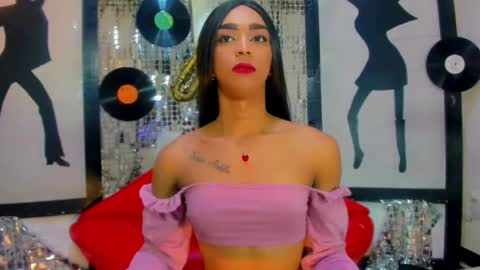 Snapshot of _nickyminach chatting on 12.27.24 Nicky Please help me with your thumbs up its importan online show from 12.27.24