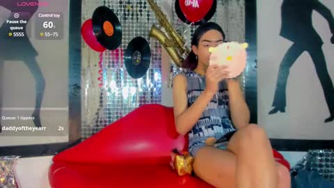 Snapshot of _nickyminach chatting on 02.17.25 Nicky Please help me with your thumbs up its importan online show from 02.17.25