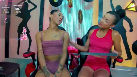 Snapshot of _nickyminach chatting on 12.15.25 Nicky Please help me with your thumbs up its importan online show from 12.15.25