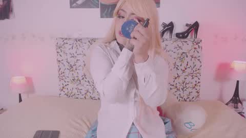 Snapshot of _niiky chatting on 01.23.25 niiky online show from 01.23.25