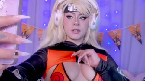 Snapshot of _niiky chatting on 10.08.25 niiky online show from 10.08.25