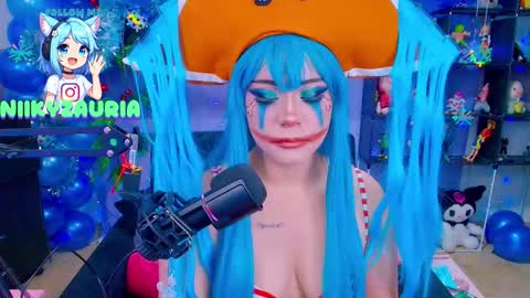 Snapshot of _niiky chatting on 12.05.25 niiky online show from 12.05.25