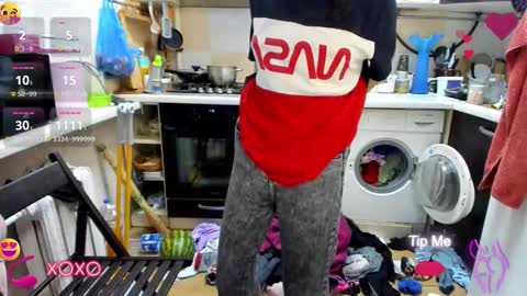 Snapshot of _nika_kik chatting on 10.22.25 Nika online show from 10.22.25