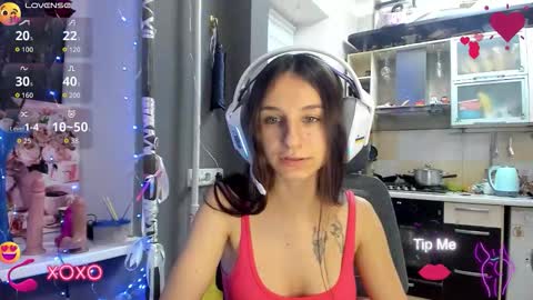 Snapshot of _nika_kik chatting on 10.25.25 Nika online show from 10.25.25