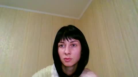  Number 1  online show from 12.02.25