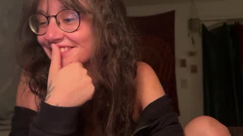 Mila online show from 05.11.26