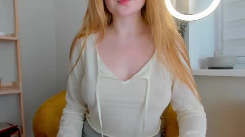 Snapshot of _o0o__ chatting on 11.04.25 Adalin online show from 11.04.25