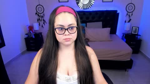 Olivia jones online show from 03.25.26