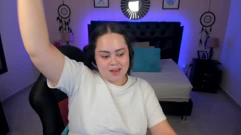 Olivia jones online show from 04.24.26