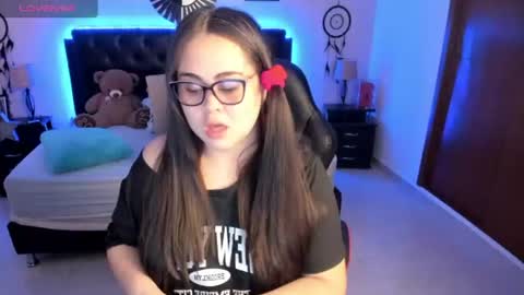 Olivia jones online show from 07.07.26