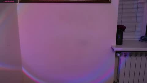 Snapshot of _oliviax_ chatting on 12.03.25 Olivia online show from 12.03.25