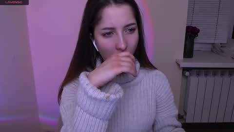 Snapshot of _oliviax_ chatting on 12.15.25 Olivia online show from 12.15.25