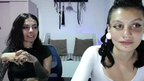 Snapshot of _onthary_6 chatting on 11.28.25 Jazz Onthary online show from 11.28.25