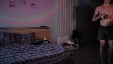 Snapshot of _p_l_u_r_ chatting on 02.25.26 Sasha ---- 50 discount on my Fansly ---- online show from 02.25.26