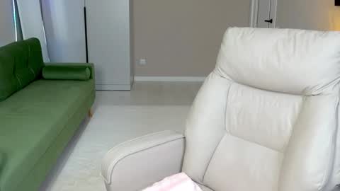 Snapshot of _passion_show_ chatting on 12.01.25 Tina online show from 12.01.25