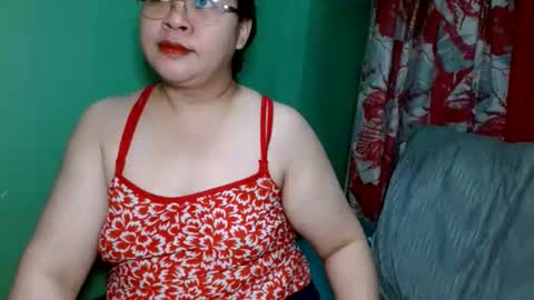 Snapshot of _pinayglamourbum_143xxx_ chatting on 08.05.26 Pinaylovelybum online show from 08.05.26