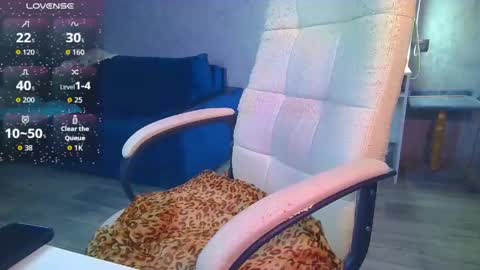 Ilona online show from 05.12.26