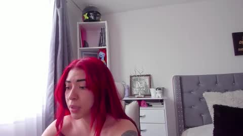  V  online show from 10.17.25